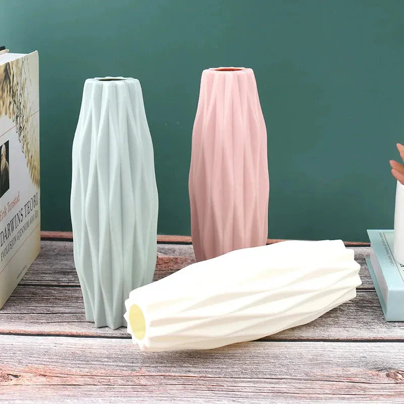 Diamond Pattern Faux Ceramic Vase